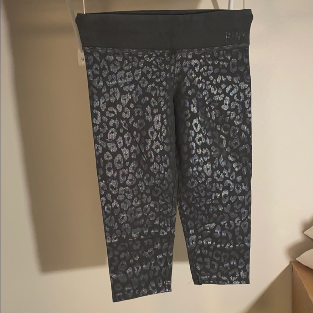 Pink V.S Cheetah/Leopard Iridescent Crop Leggings